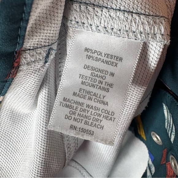 Wild Rye Kaweah Bike Shorts Green Geometry Class Outdoor Hiking Biking Size 8 - Picture 6 of 6